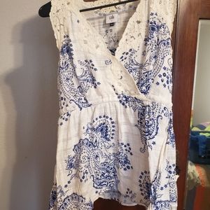 CAbi Veranda lace trim paisley top